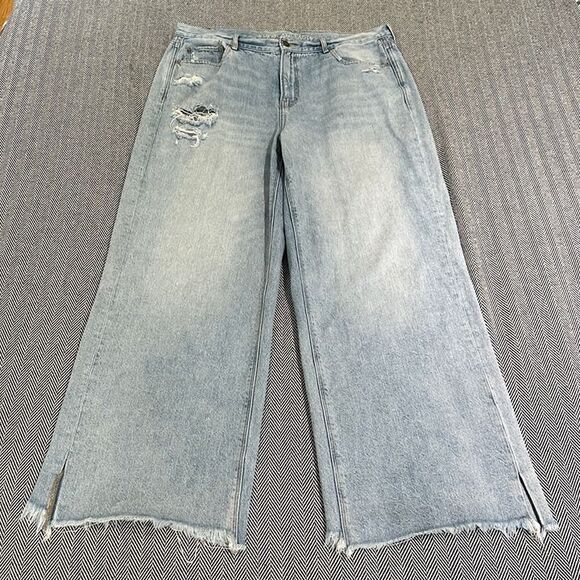 AE Skater Jeans Drapey Rigid Baggy Wide Leg Distressed Light Wash Raw Hem 16 - Picture 3 of 12